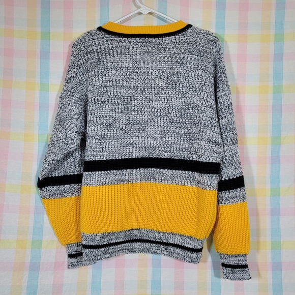 Vintage chunky knit Boston Bruins style deep v neck grandpa sweater jumper - Picture 4 of 8